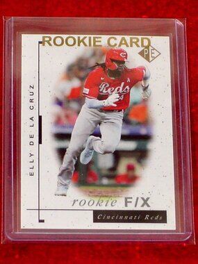 Elly De La Cruz Rookie F/X Card